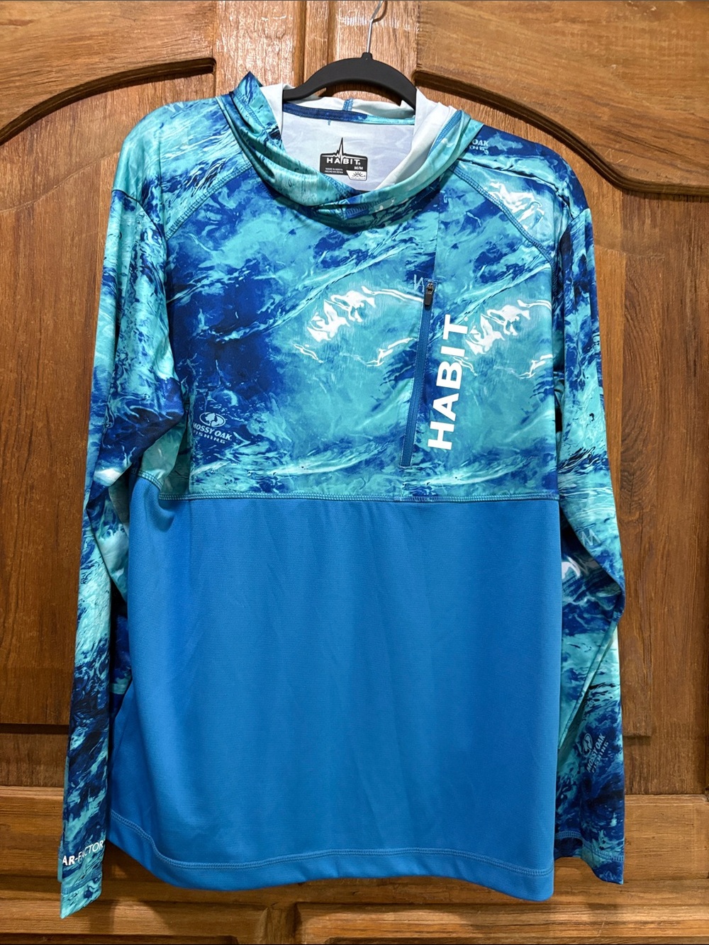 Habit Men's Blue Wave-Print Performance Hoodie